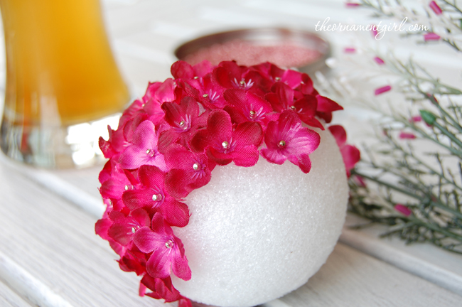 how to make a pomander ball using silk flowers
