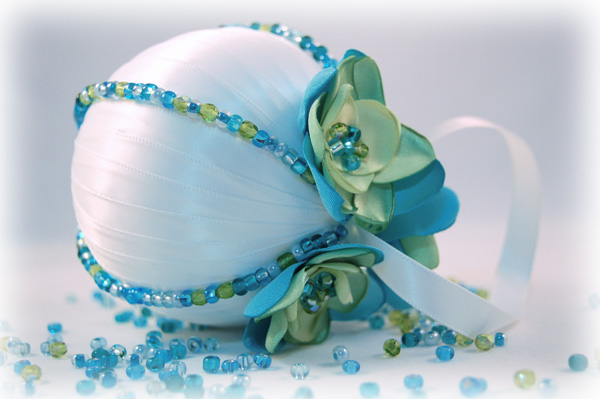 Blue and Green Flower Ornament