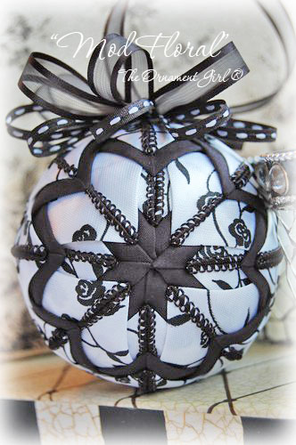 Mod Floral Christmas Ornament