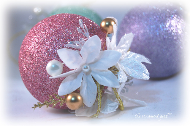 Shabby Sparkle Ornament