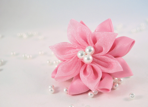 pink kanzashi fabric flower hair clip
