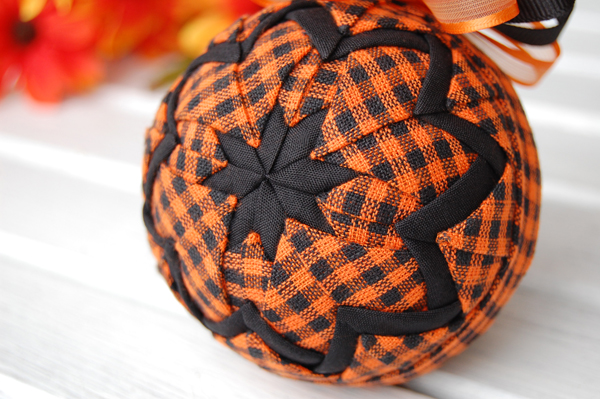 halloween plaid quilted ornament