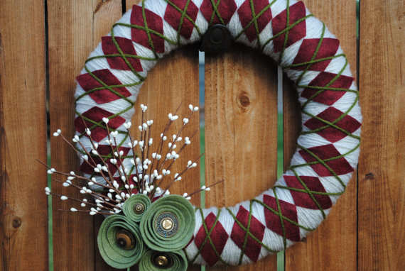 argyle yarn christmas wreath