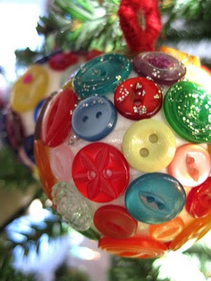 button-christmas-ball-craft-idea
