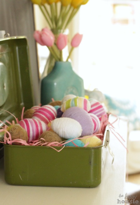 yarn-wrapped-easter-eggs