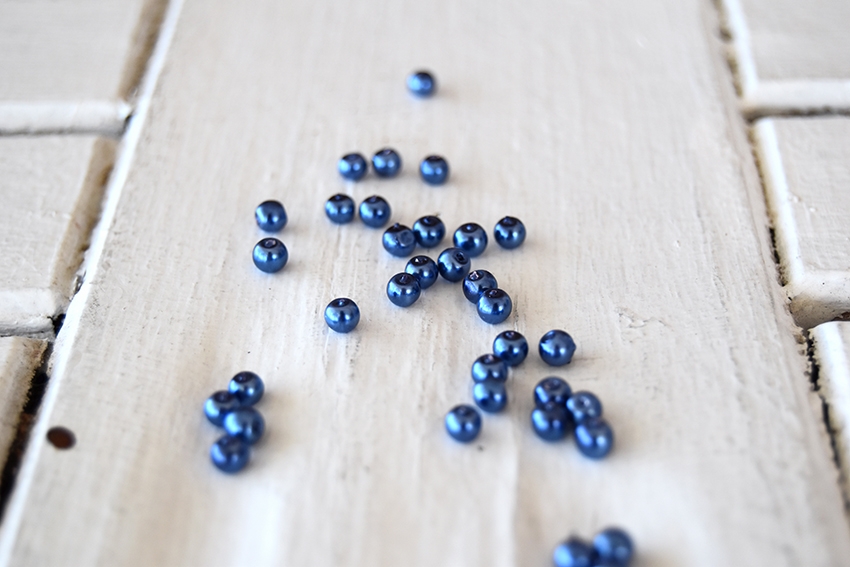 4mm-navy-blue-pearl-beads