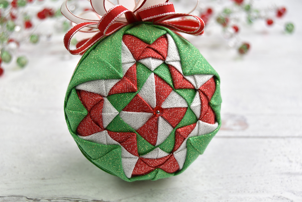 no-sew-quilted-pinwheel-weathervane-ornament-candy-5