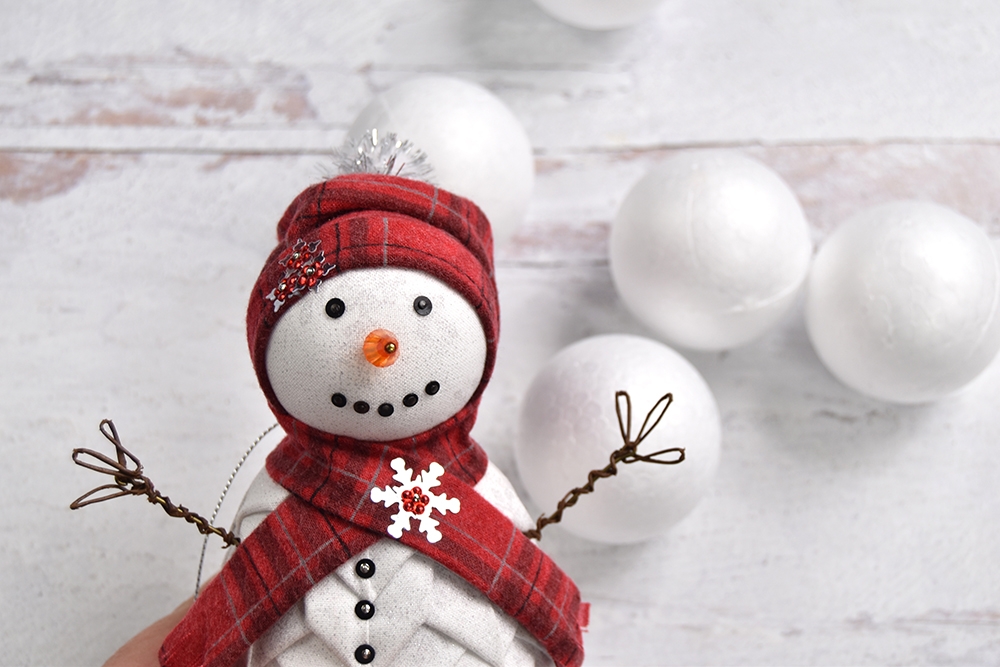 snowman-head-foam-balls-two-inch-soft-1
