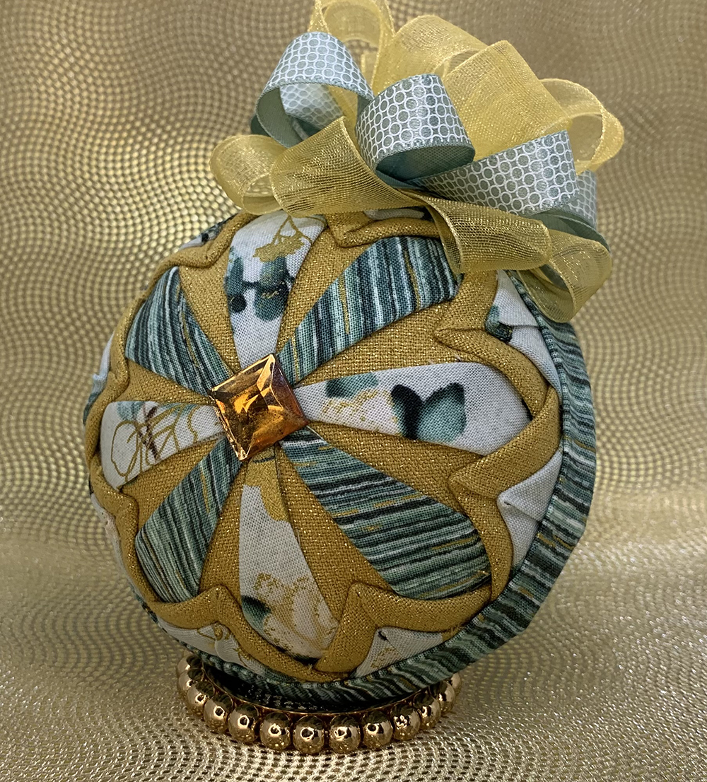 teal-blue-gold-no-sew-quilted-victoria-fabric-ornament