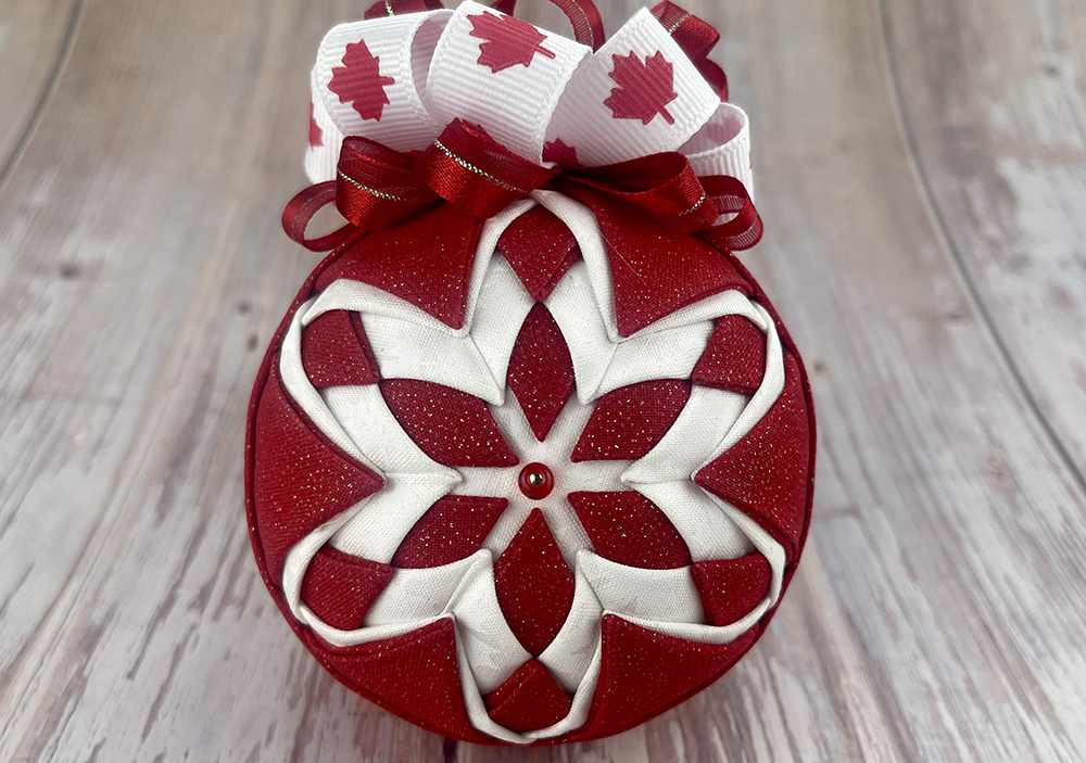 red-white-canadian-flag-colors-no-sew-flurry-ornament-tanya