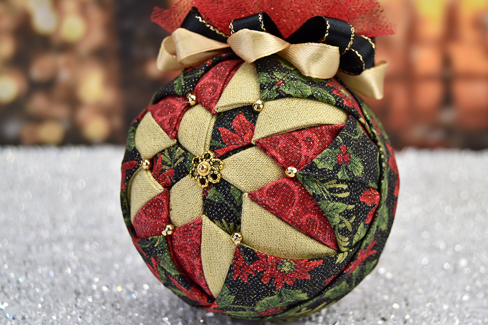 no-sew-quilted-kaleidoscope-ornament-4