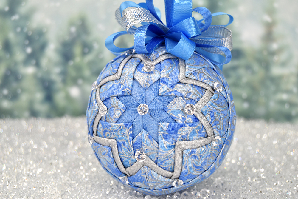 blue-christmas-quilted-no-sew-ornament-basic-star-1