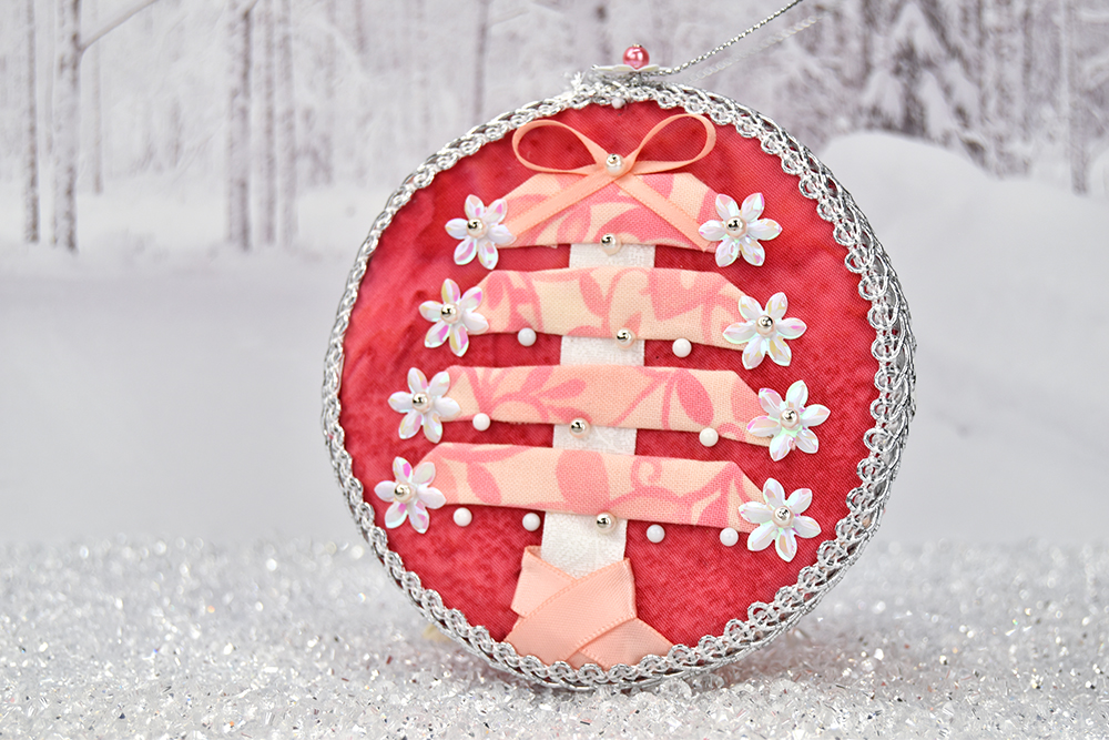 pink-white-quilted-no-sew-ornament-rustic-tree-1