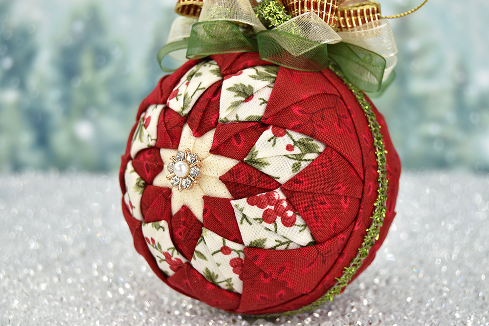 staci-ornament-girl-challenge-quilted-ornament-starburst-3