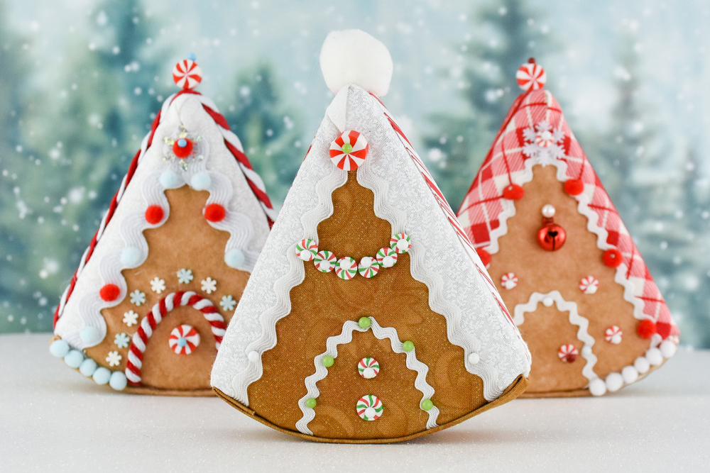 gingerbread-house-no-sew-ornament-small4.JPG