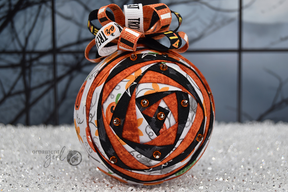 halloween-no-sew-quilted-ornament-rosebud-tanya-1-wm