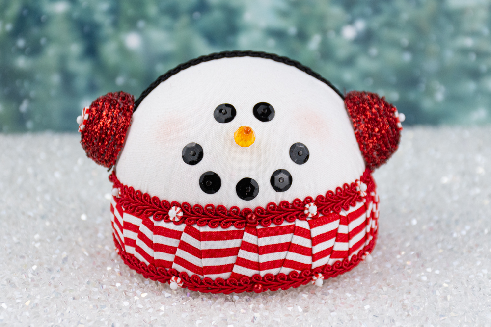 bundled-up-no-sew-quilted-ornament-01