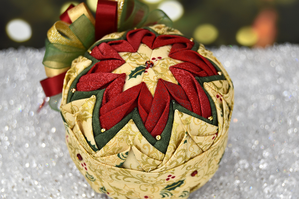 vintage-christmas-ruffled-star-no-sew-quilted-ornament-2