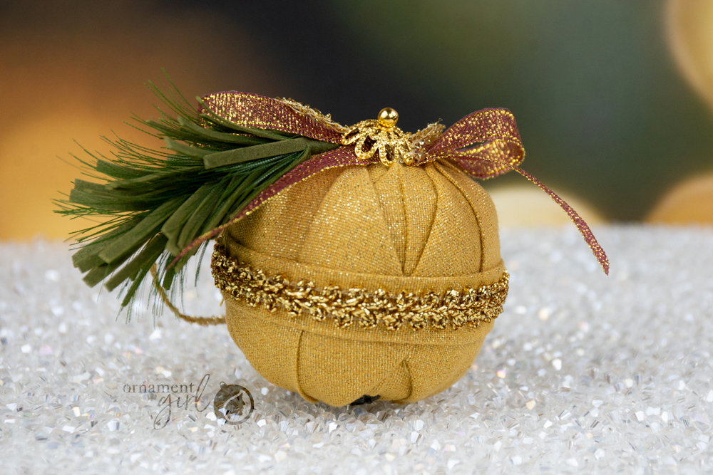 jingle-bell-no-sew-quilted-ornament-03-wm