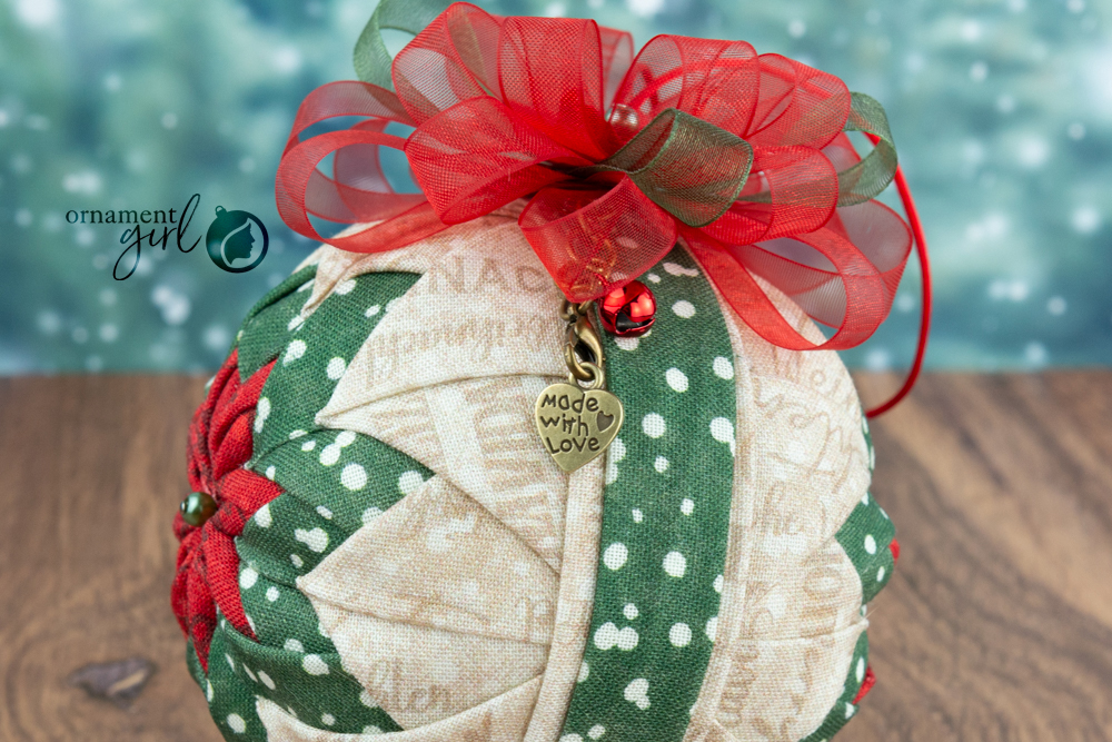 christmas-bloom-II-vintage-no-sew-quilted-ornament-03-wm