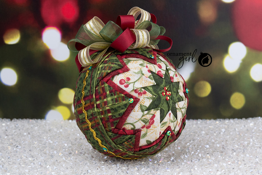basic-star-christmas-berries-plaid-no-sew-quilted-ornament-05-wm