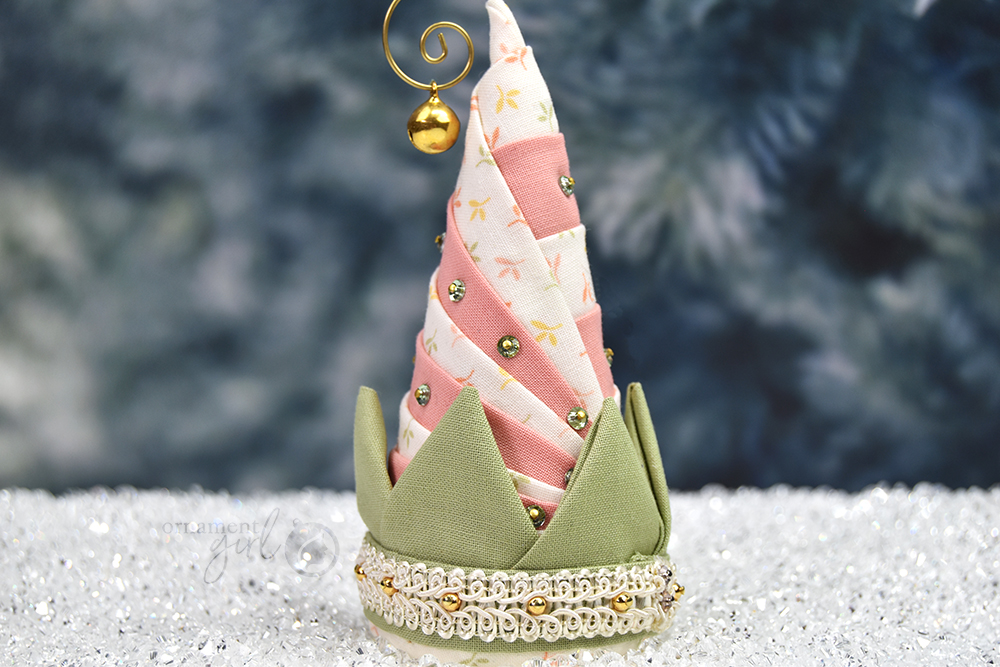 cheri-challenge-2026-elf-hat-pink-cream-set-no-sew-ornament-01-wm