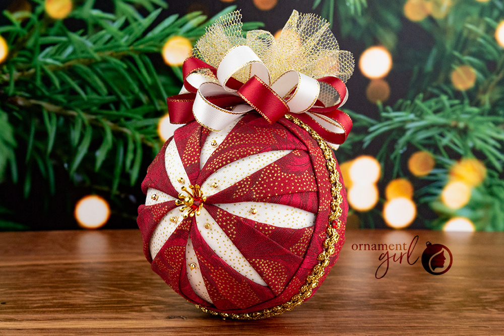 red-and-white-gilded-cathedral-no-sew-quilted-ornament-03-wm