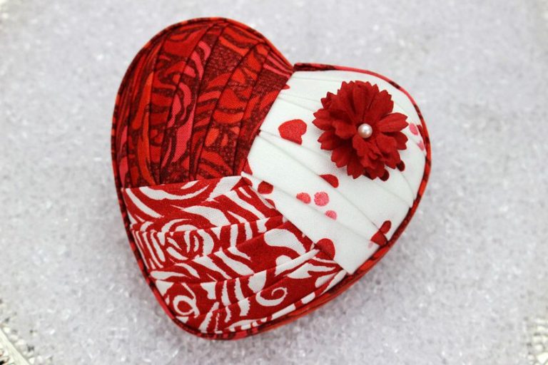 Trinity Knot Pattern eBook & Video The Ornament Girl's Market