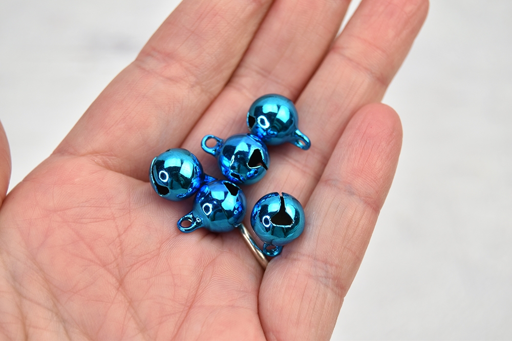 Shiny Turquoise Jingle Bells – 5 Count – The Ornament Girl's Market