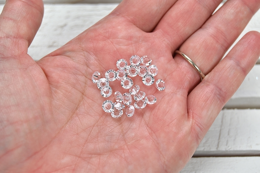 Clear Crystal Bead Set – 24 count – Small – The Ornament Girl's Market