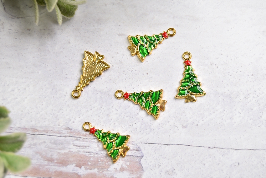 Green Christmas Tree Charm – Set of 5 – The Ornament Girl's Market