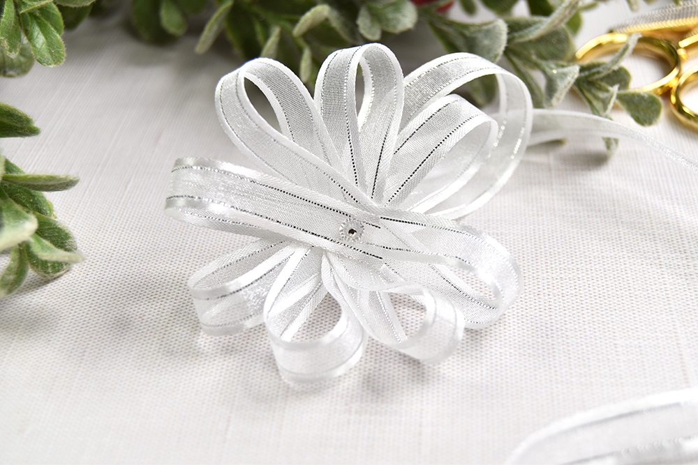 Semi Sheer White Satin & Metallic Silver Ribbon – By the Yard – The  Ornament Girl's Market