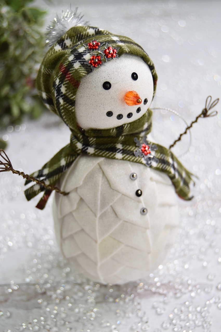 VICASKY 60Pcs Mini Knit Scarf Mini Snowman Scarf Christmas Knit Scarf Wine  Bottle Scarves Miniature Snowman Accessories