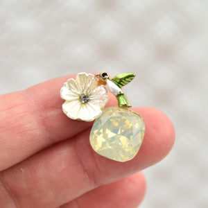 Hummingbird and Flower (with Green Opal Rhinestone) Flat Back Embellishments - 5 Count