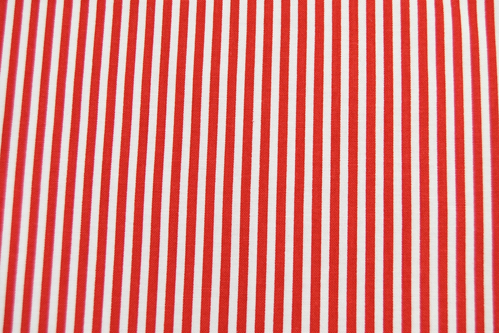 sydvest Sløset Billedhugger Riley Blake Red and White Stripe Fabric – By the Quarter Yard – The  Ornament Girl's Market