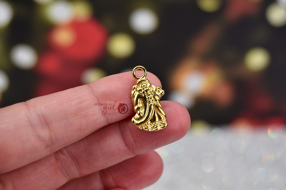 Gold Vintage Santa Charms - 5 Count - Image 5