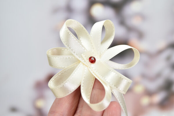 Cream Taffeta-Edged Satin Ribbon - By the Yard - Image 3