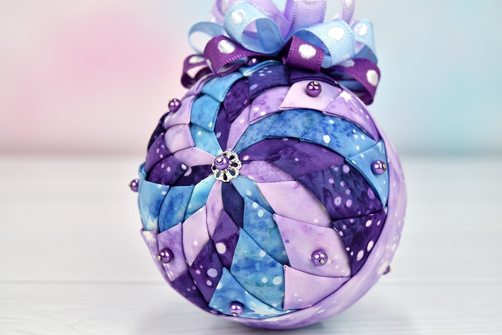 Quarter Yard Fabric Bundle - Galaxy Batiks - Image 5