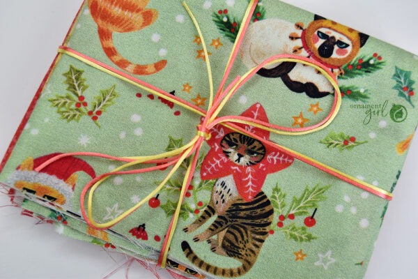 Quarter Yard Fabric Bundle - Grumpy Festive Cats